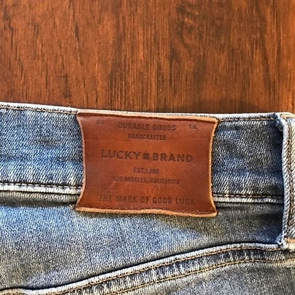 Lucky Brand Slim Fit Blue Distressed Jeans Size: 28X32 - Picture 8 of 12